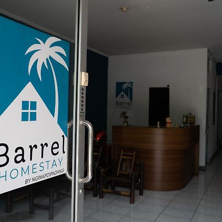 Barrel Homestay - Near Mentawai Fast Ferry, Cooking Class, Transport - Tour Bukittinggi By Nginapdipadang Extérieur photo