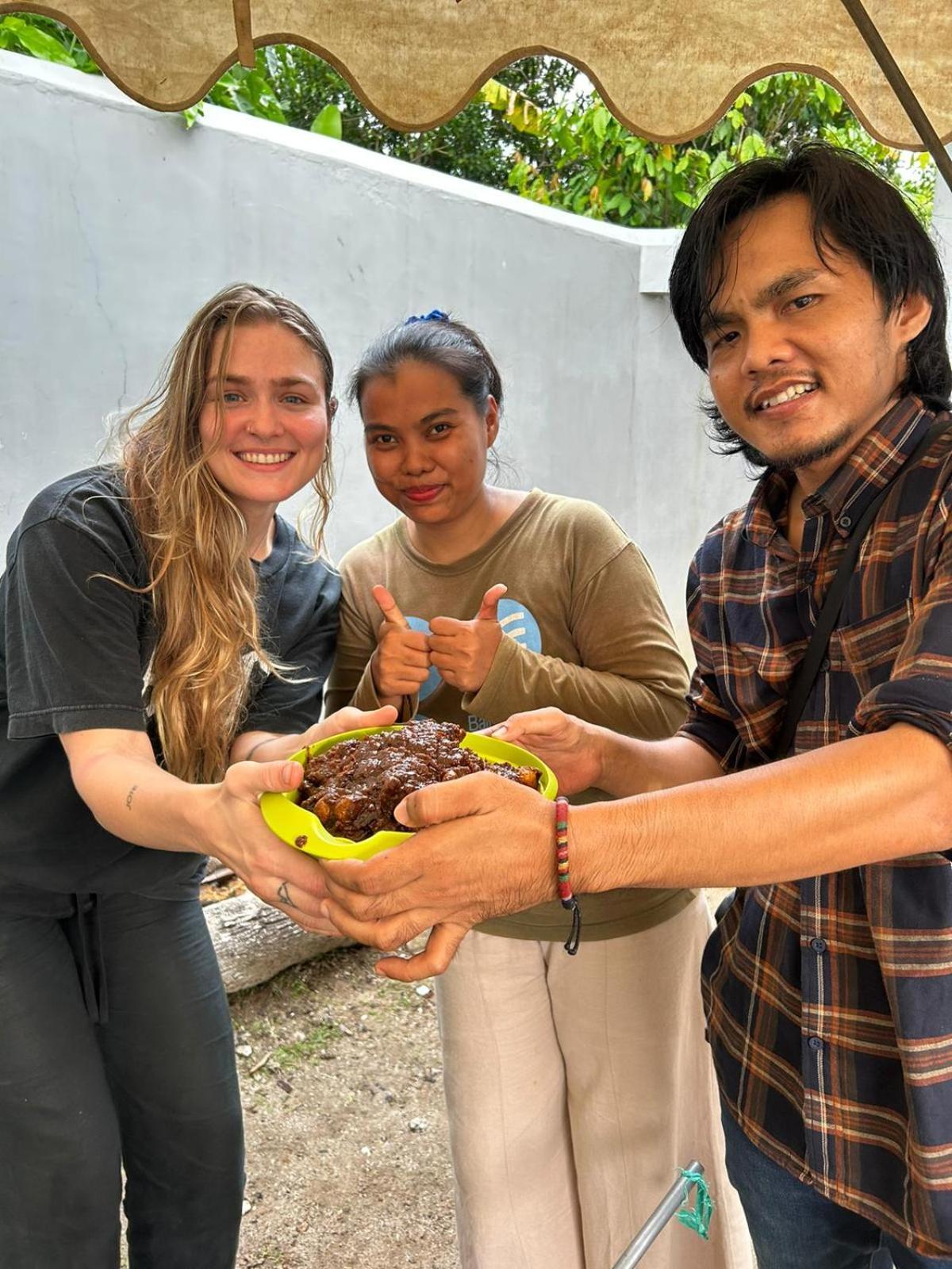 Barrel Homestay - Near Mentawai Fast Ferry, Cooking Class, Transport - Tour Bukittinggi By Nginapdipadang Extérieur photo